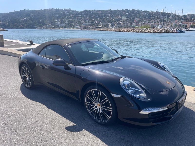 PORSCHE 911 Carrera