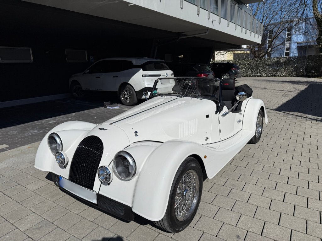 Morgan Plus 4