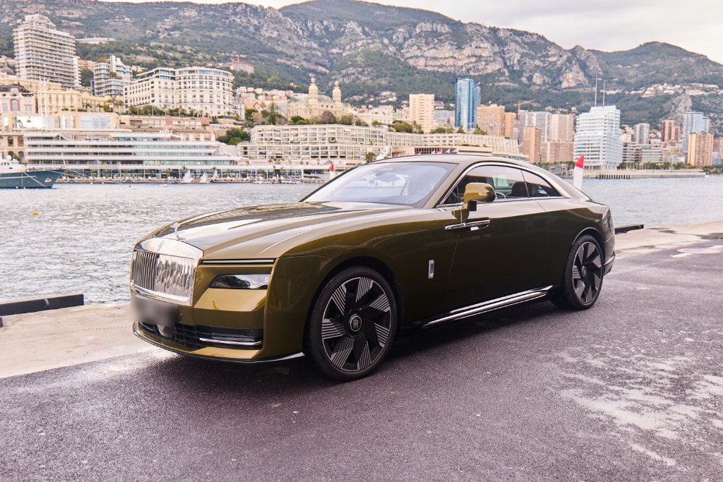 Rolls-Royce Spectre Electric
